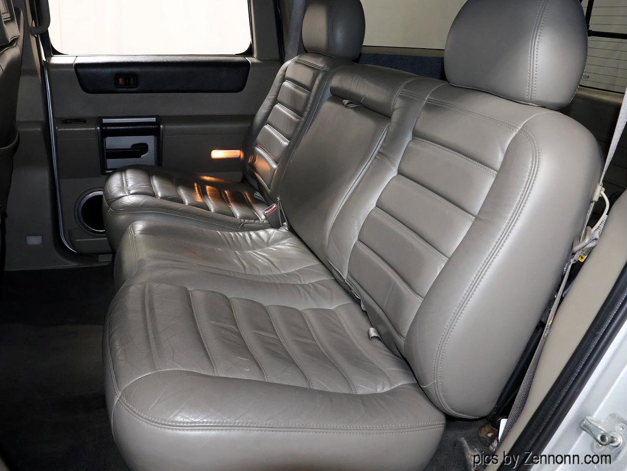 Used 2003 HUMMER H2 w/ Preferred Equipment Group image 11