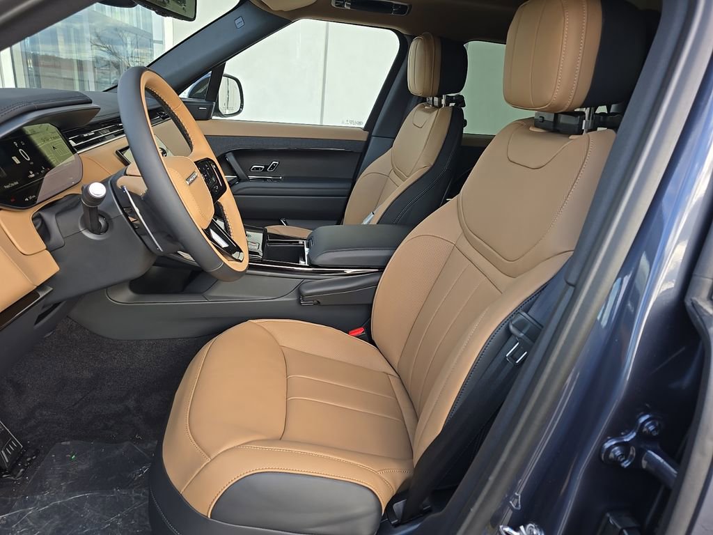 New 2026 Land Rover Range Rover Sport Dynamic SE AWD/4WD image 10