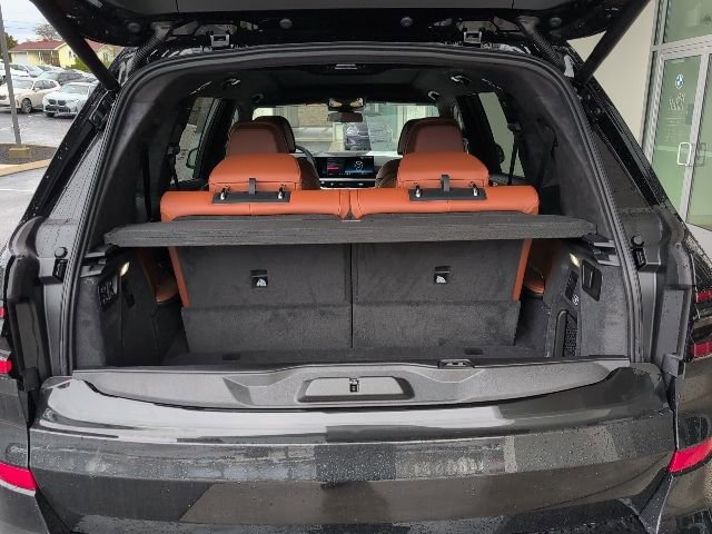 New 2026 BMW X7 M60i image 42