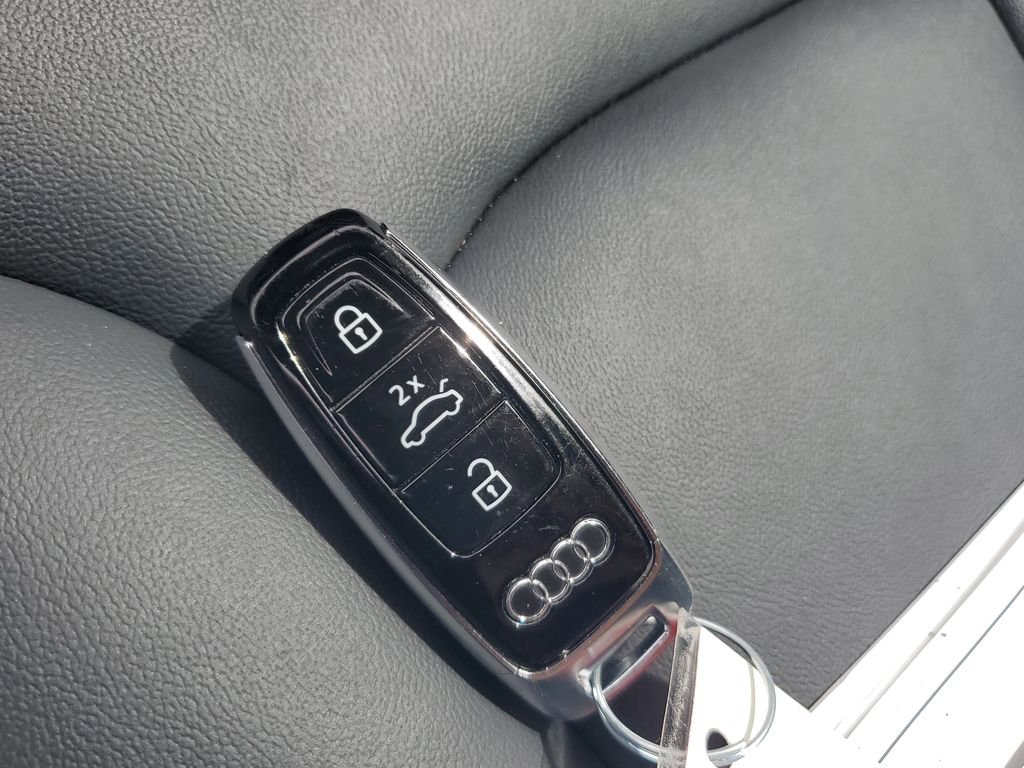 Used 2025 Audi Q7 3.0T Premium Plus image 36