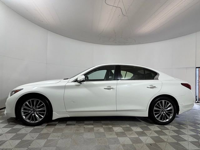 Used 2022 INFINITI Q50 Luxe w/ Cargo Package AWD/4WD image 4