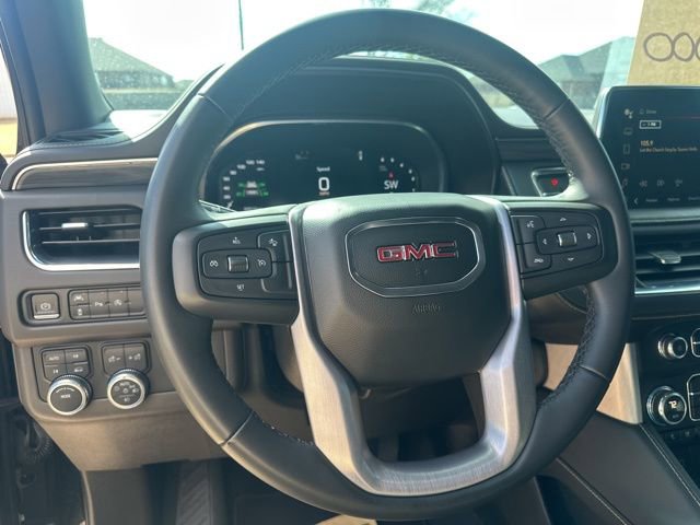Used 2023 GMC Yukon SLT image 18