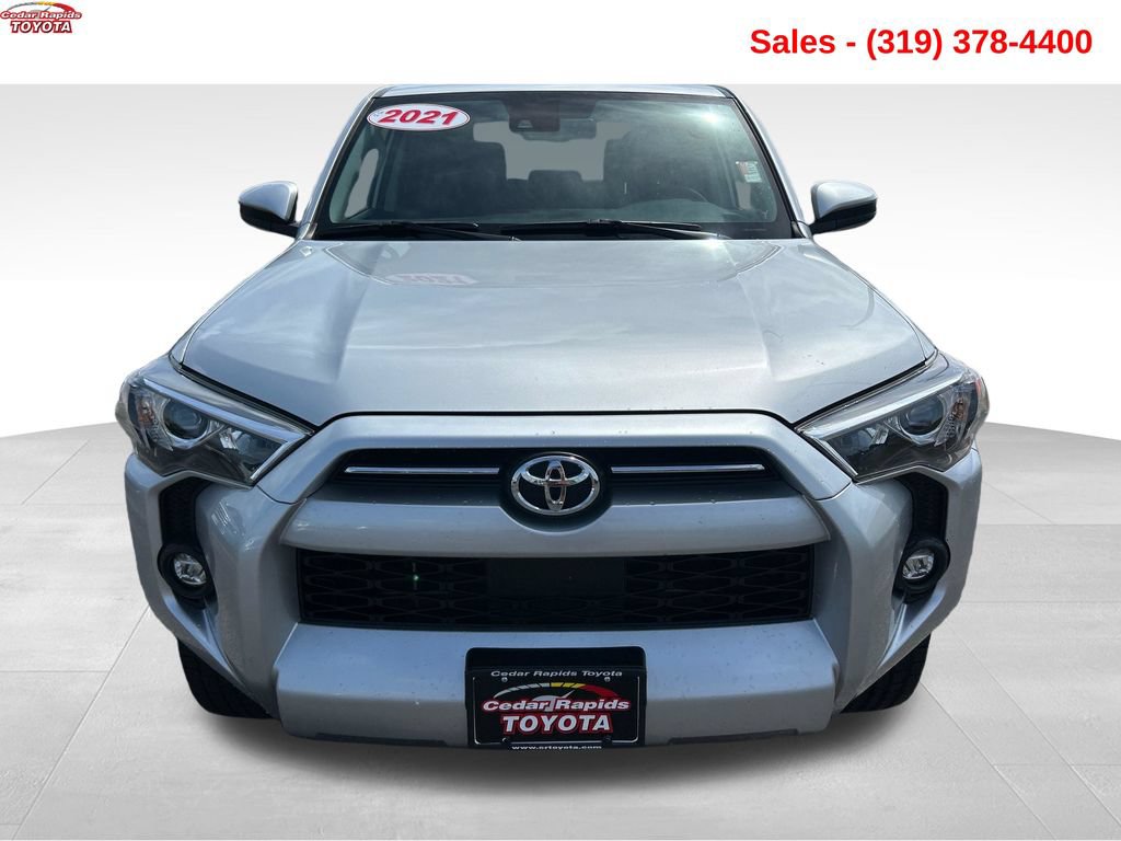 Used 2021 Toyota 4Runner SR5 AWD/4WD image 9