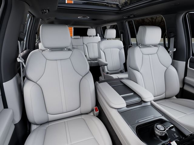 New 2026 Jeep Grand Wagoneer 4WD image 16