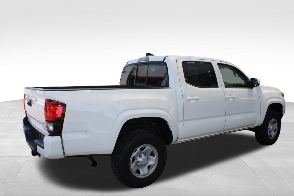 Used 2020 Toyota Tacoma SR AWD/4WD image 17