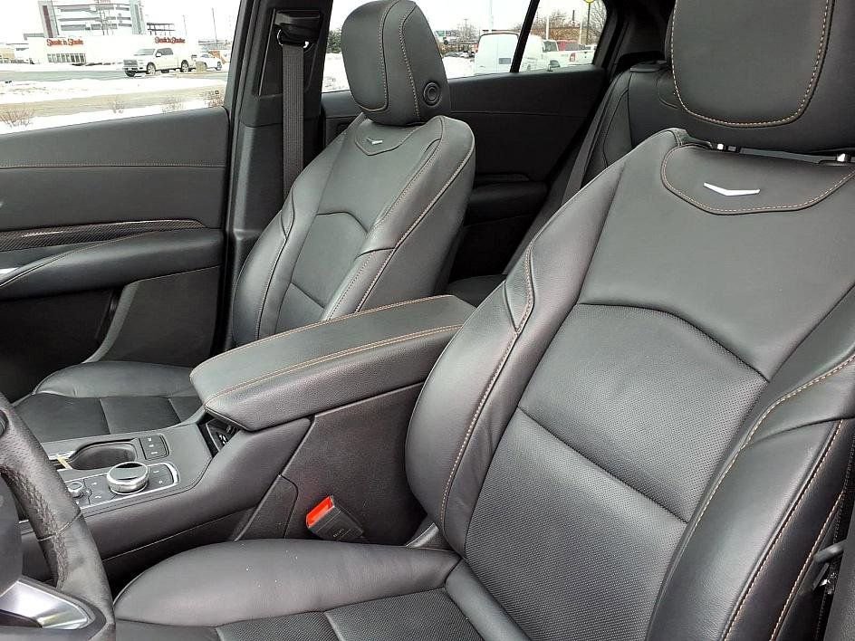 Used 2023 Cadillac XT4 Sport image 17