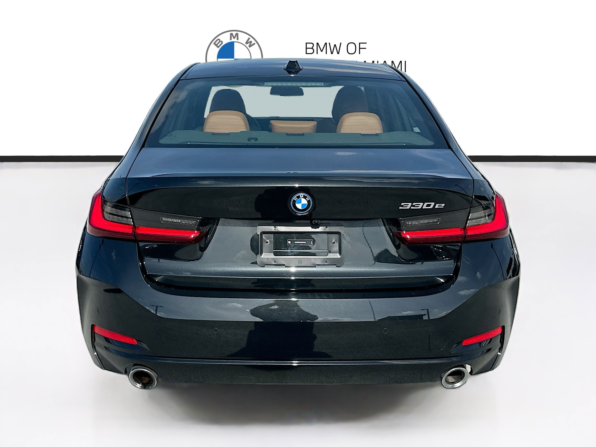 Used 2023 BMW 330e w/ Convenience Package RWD image 6