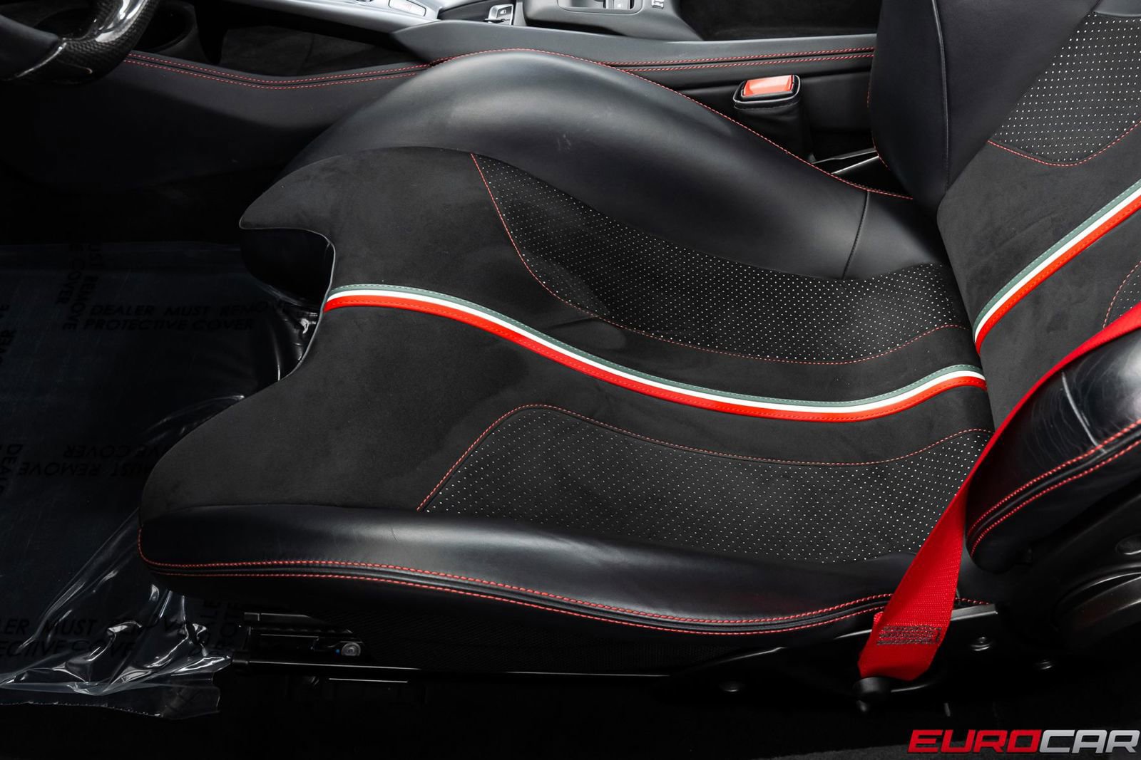 Used 2022 Ferrari F8 Tributo image 45