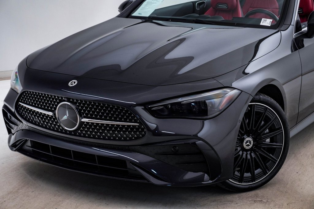 Used 2024 Mercedes-Benz CLE 450 4MATIC Cabriolet image 4