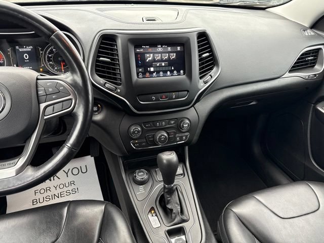 Used 2021 Jeep Cherokee Latitude Plus AWD/4WD image 21