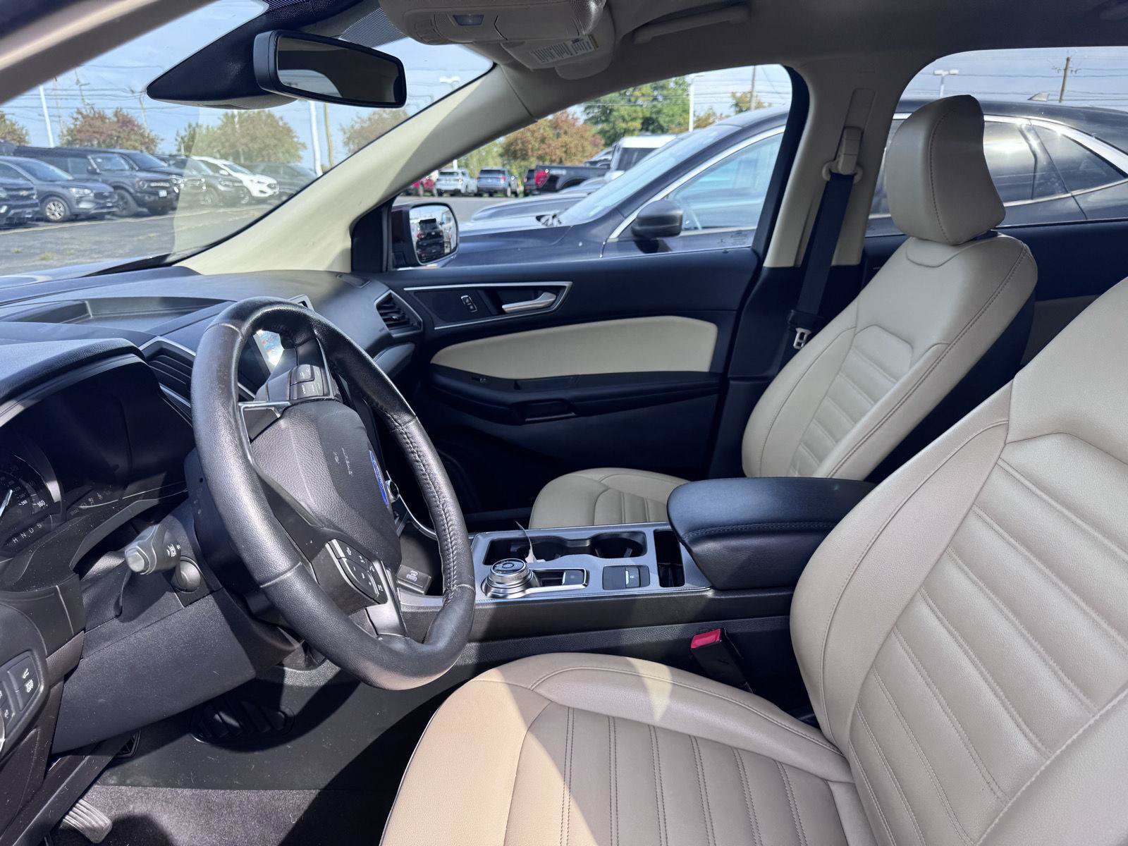 Used 2022 Ford Edge SEL w/ Convenience Package AWD/4WD image 10