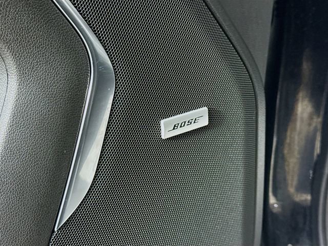 Used 2021 Chevrolet Suburban Premier w/ Premium Package image 19