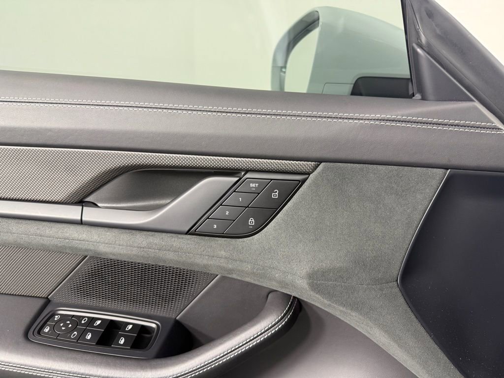 Certified 2024 Porsche Taycan GTS image 18