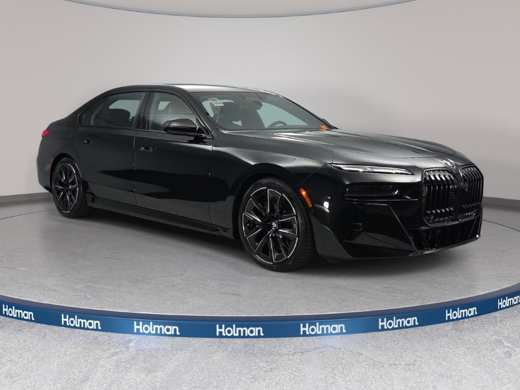 New 2026 BMW 760i xDrive w/ Executive Package AWD/4WD image 3