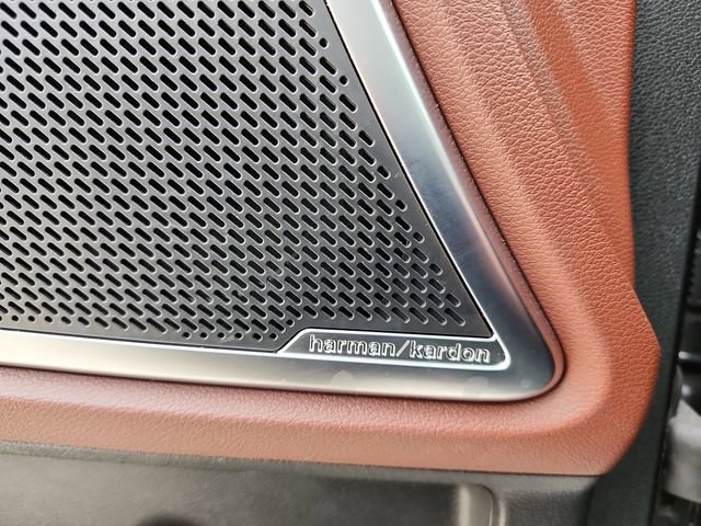 Certified 2024 Kia Telluride SX w/ Towing Package FWD image 27