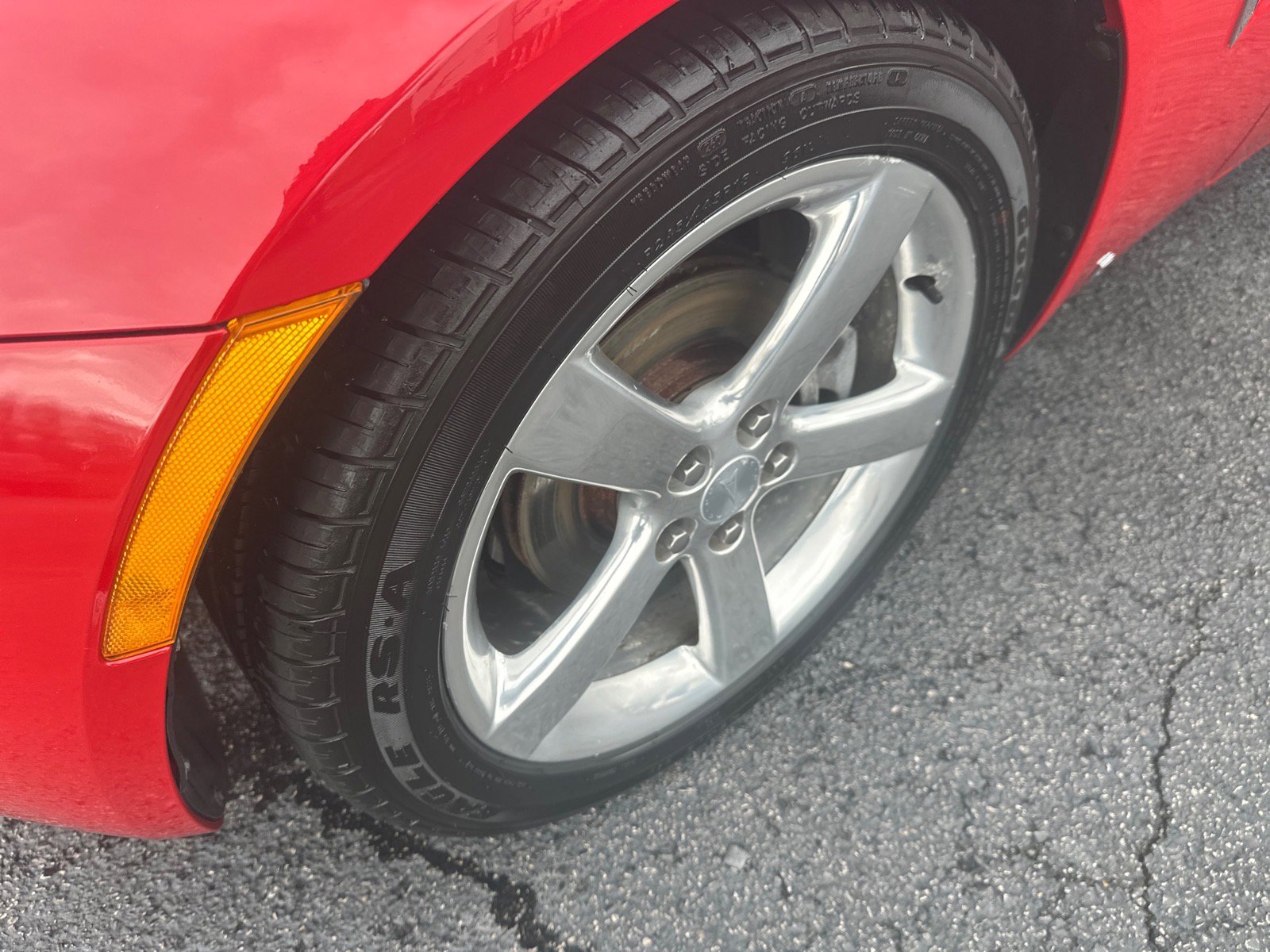 Used 2006 Pontiac Solstice Convertible w/ Premium Package image 10