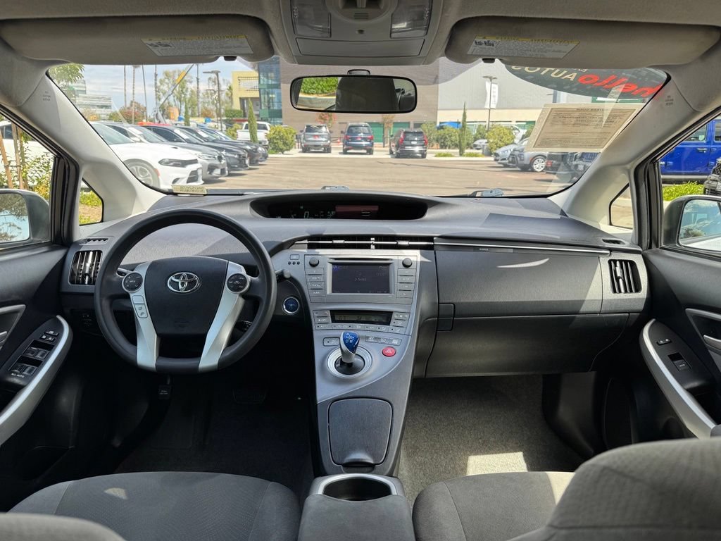 Used 2015 Toyota Prius Two FWD image 12