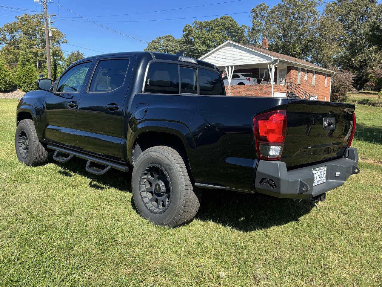 Used 2019 Toyota Tacoma SR image 2