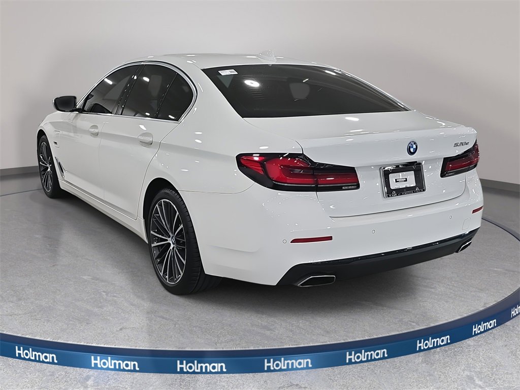 Certified 2023 BMW 530e w/ Premium Package image 7