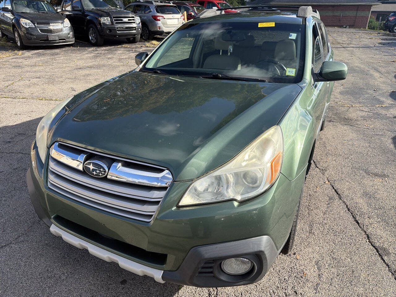 Used 2013 Subaru Outback 2.5i Limited w/ Moonroof Pkg AWD/4WD image 1