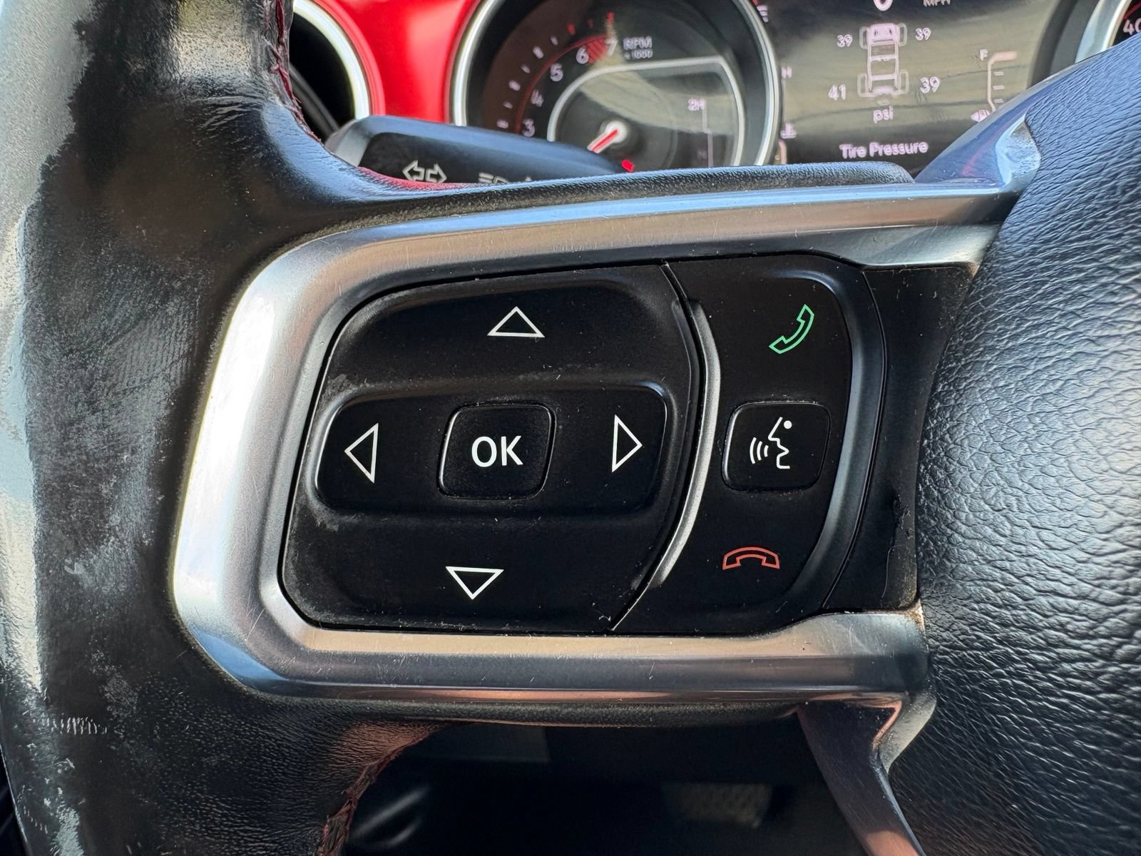 Used 2018 Jeep Wrangler Rubicon AWD/4WD image 14