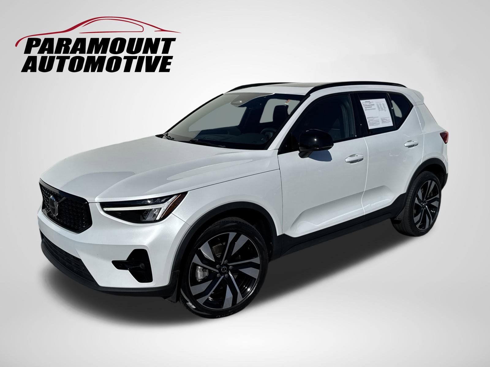 Used 2023 Volvo XC40 B5 Plus w/ Protection Package Premier