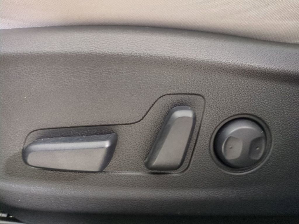 Used 2023 Hyundai Kona SEL FWD image 22