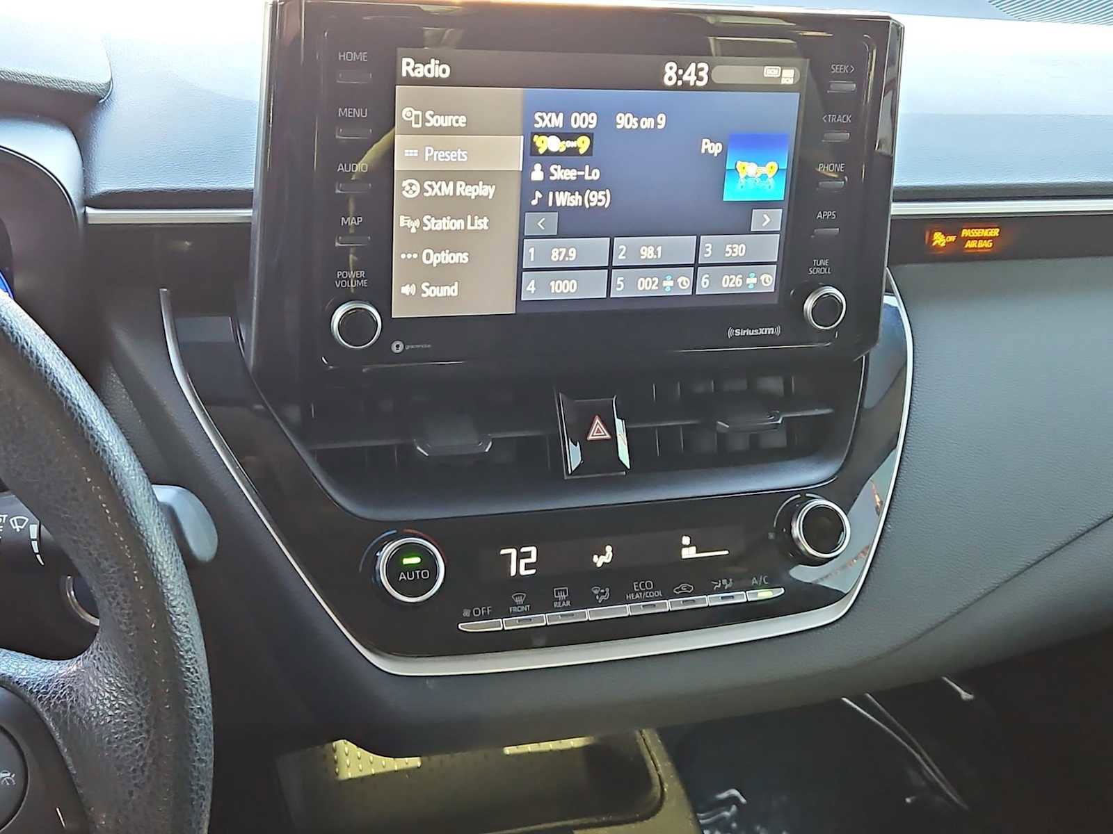 Used 2022 Toyota Corolla LE image 26