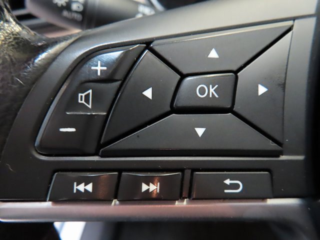 Used 2020 Nissan Rogue SV w/ Premium Package image 22