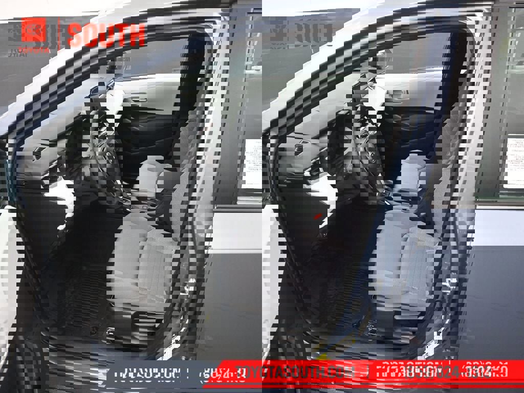 New 2026 Toyota Corolla SE image 9