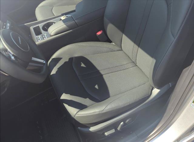 Certified 2025 Hyundai Sonata Limited FWD image 4