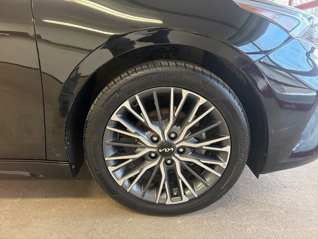 Used 2024 Kia Forte GT-Line w/ GT-Line Premium Package image 30