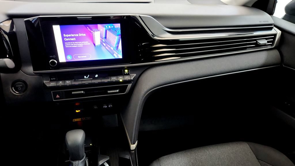 Used 2025 Toyota Camry LE FWD image 29