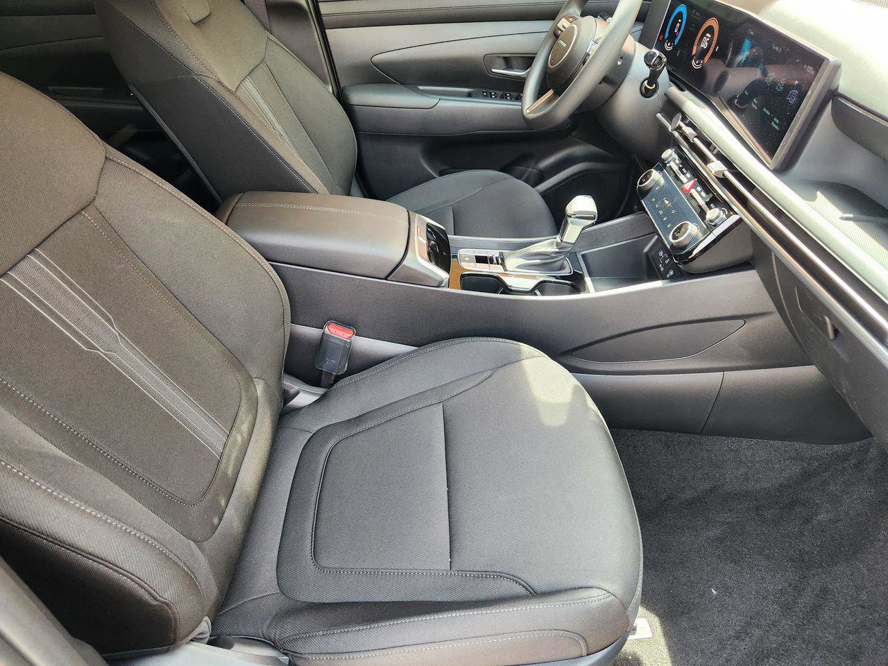 New 2026 Hyundai Tucson SEL image 11