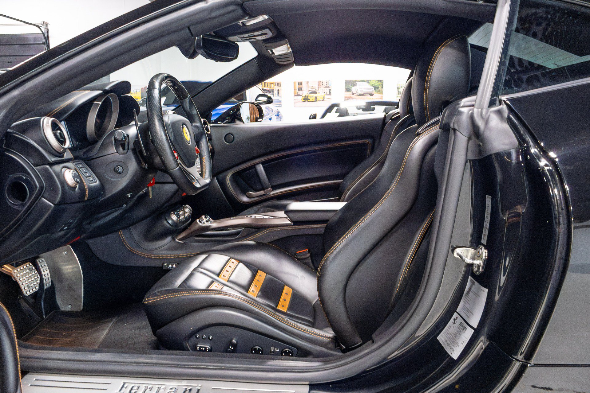 Used 2012 Ferrari California RWD image 6