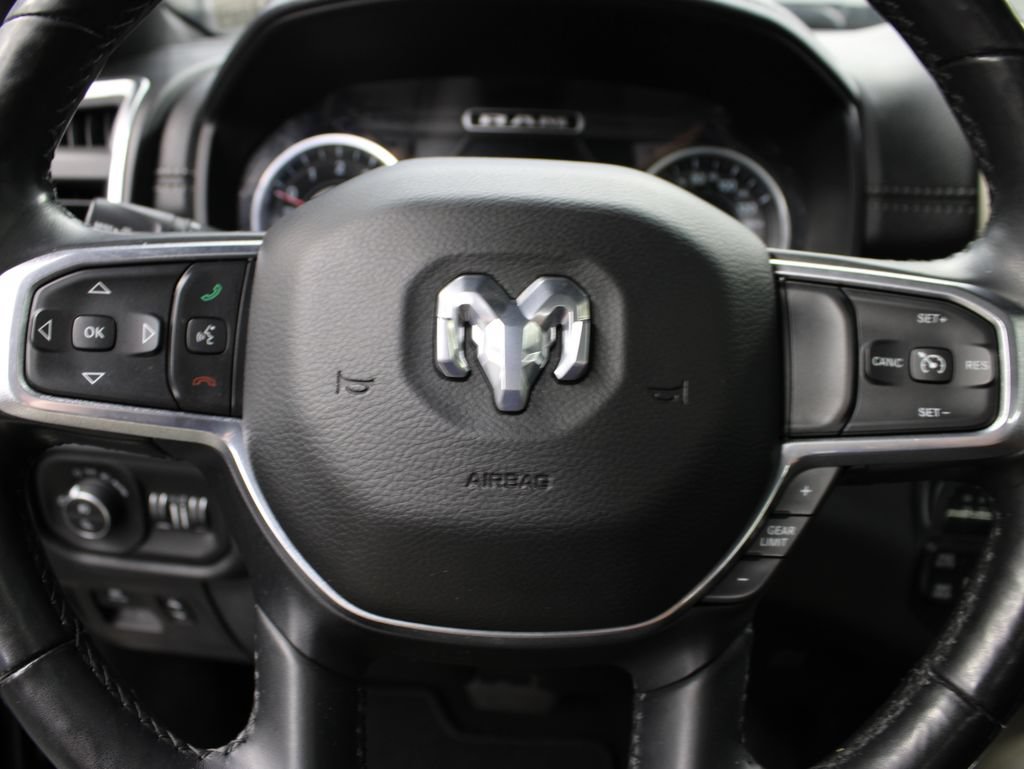 Used 2019 RAM 1500 Laramie AWD/4WD image 54