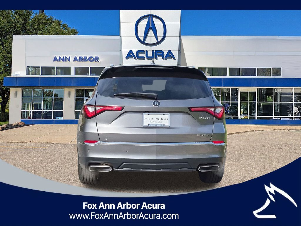 Certified 2023 Acura MDX w/ Advance Package AWD/4WD image 4