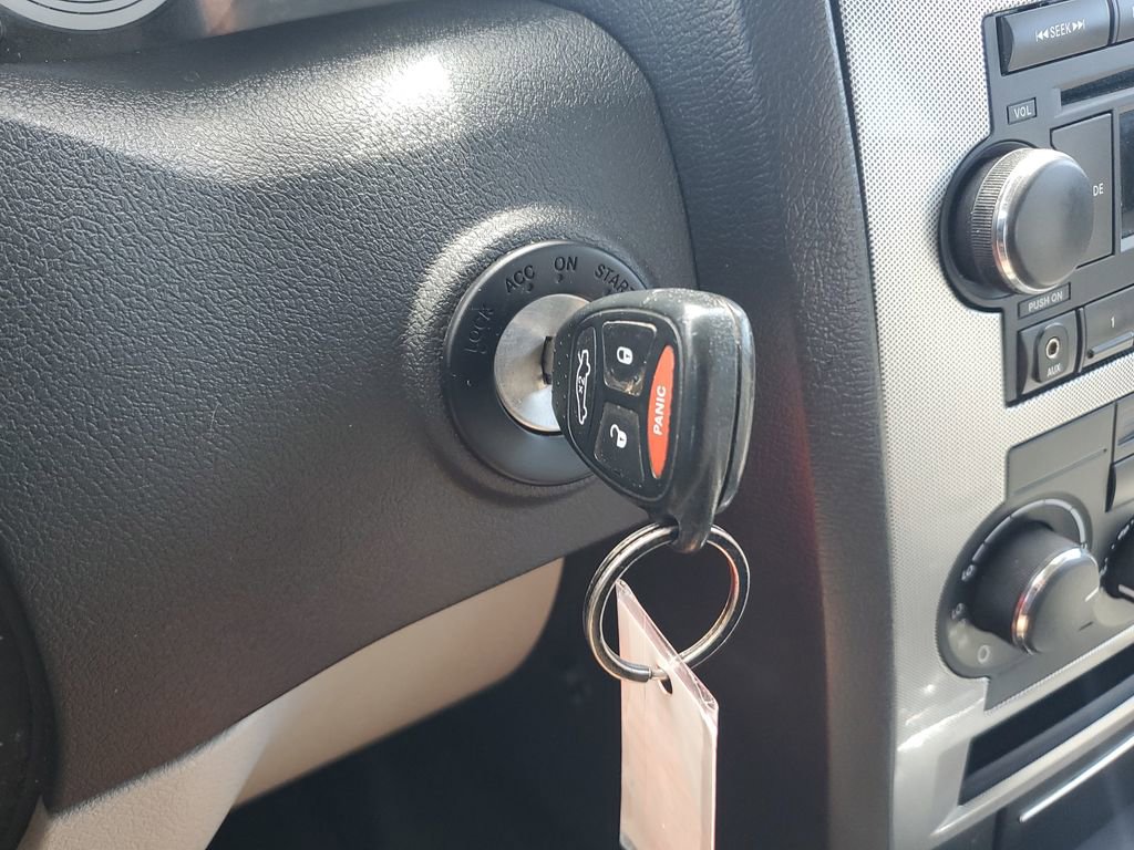 Used 2007 Chrysler 300 Touring L image 27