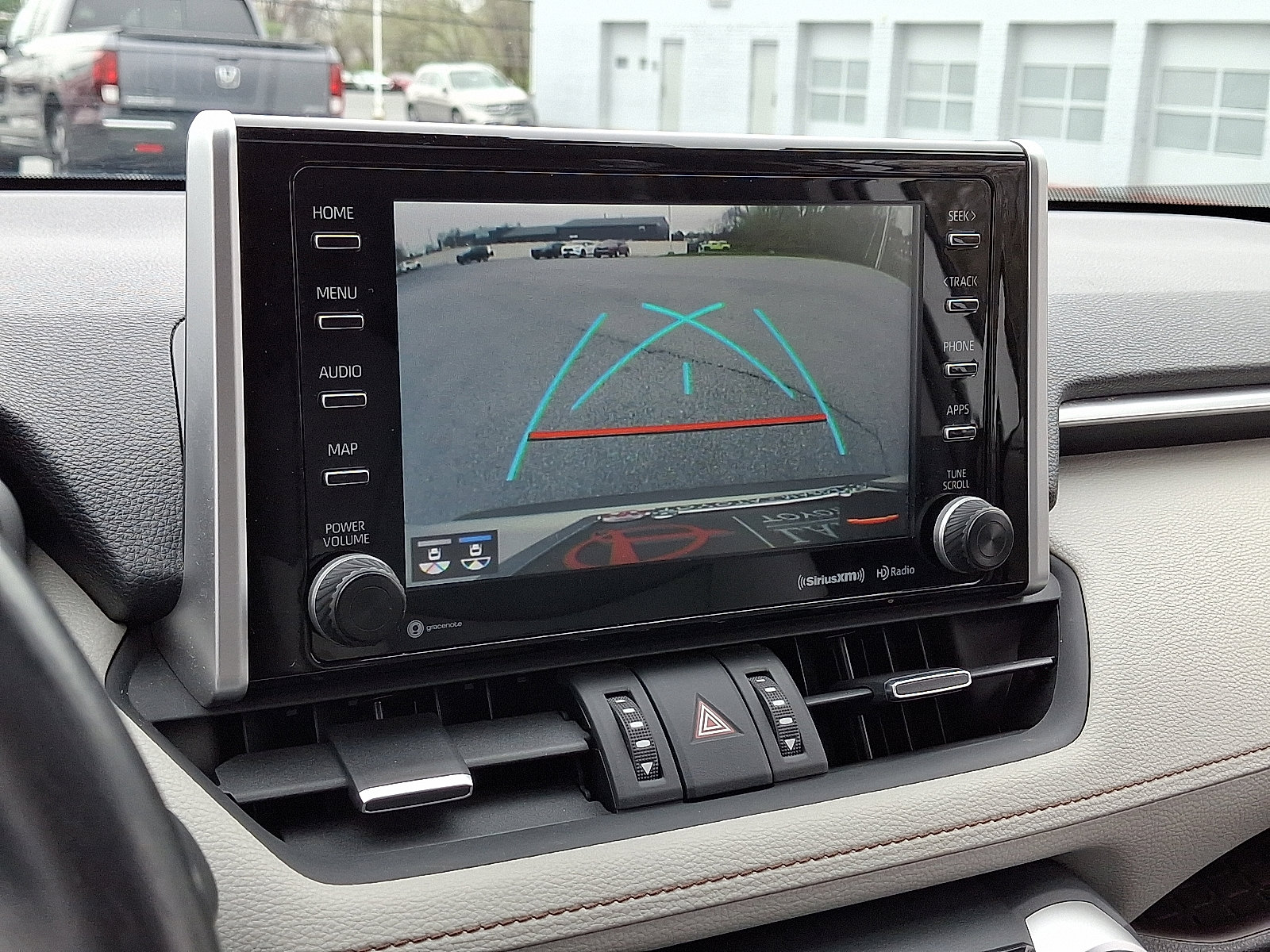 Used 2019 Toyota RAV4 Limited w/ Carpet Mat Package image 21