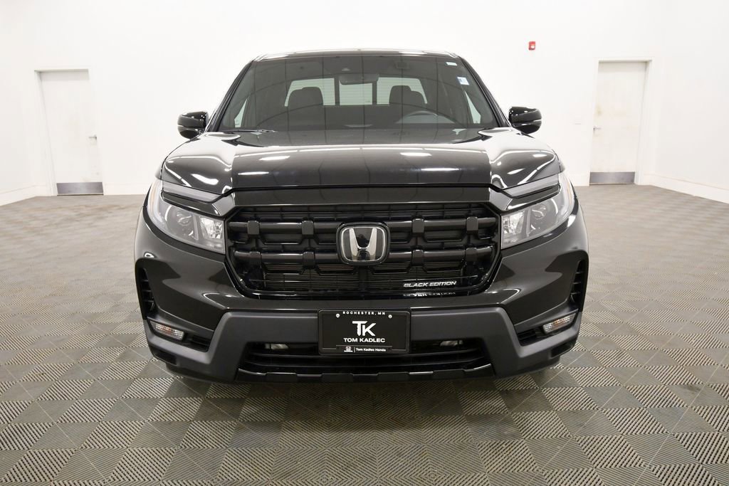 Certified 2025 Honda Ridgeline Black Edition image 11
