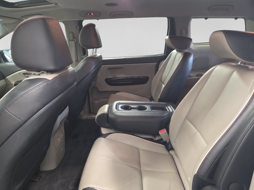 Used 2021 Kia Sedona EX w/ EX Premium Package FWD image 30