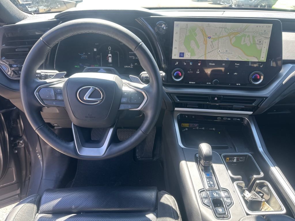 Used 2024 Lexus TX 550h AWD Plug-In Hybrid w/ Technology Package image 31
