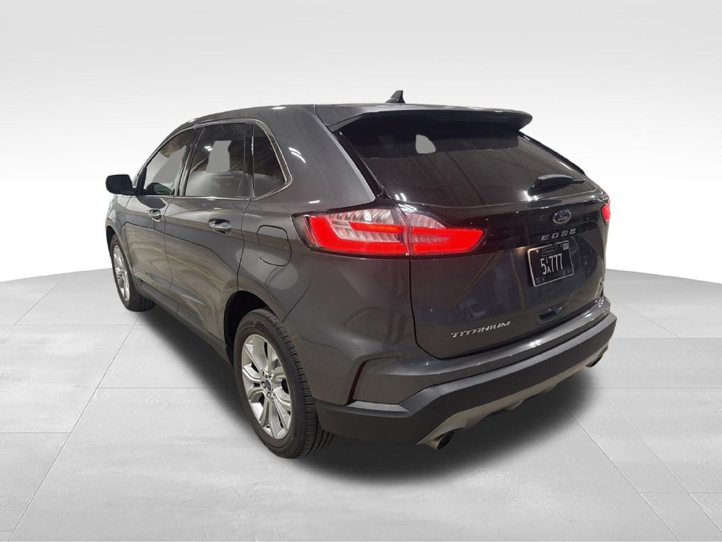 Used 2022 Ford Edge Titanium AWD/4WD image 9