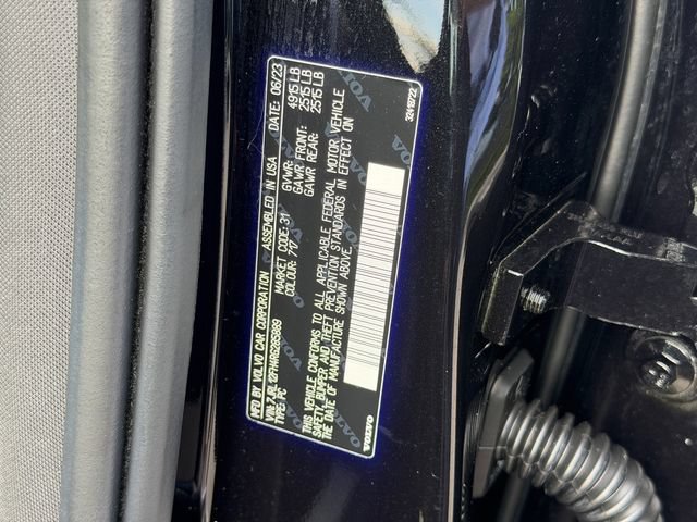 Certified 2024 Volvo S60 B5 Plus w/ Climate Package FWD image 19