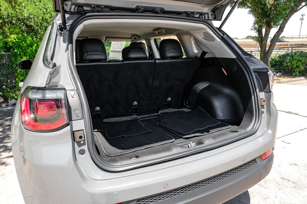 Used 2022 Jeep Compass Limited image 62