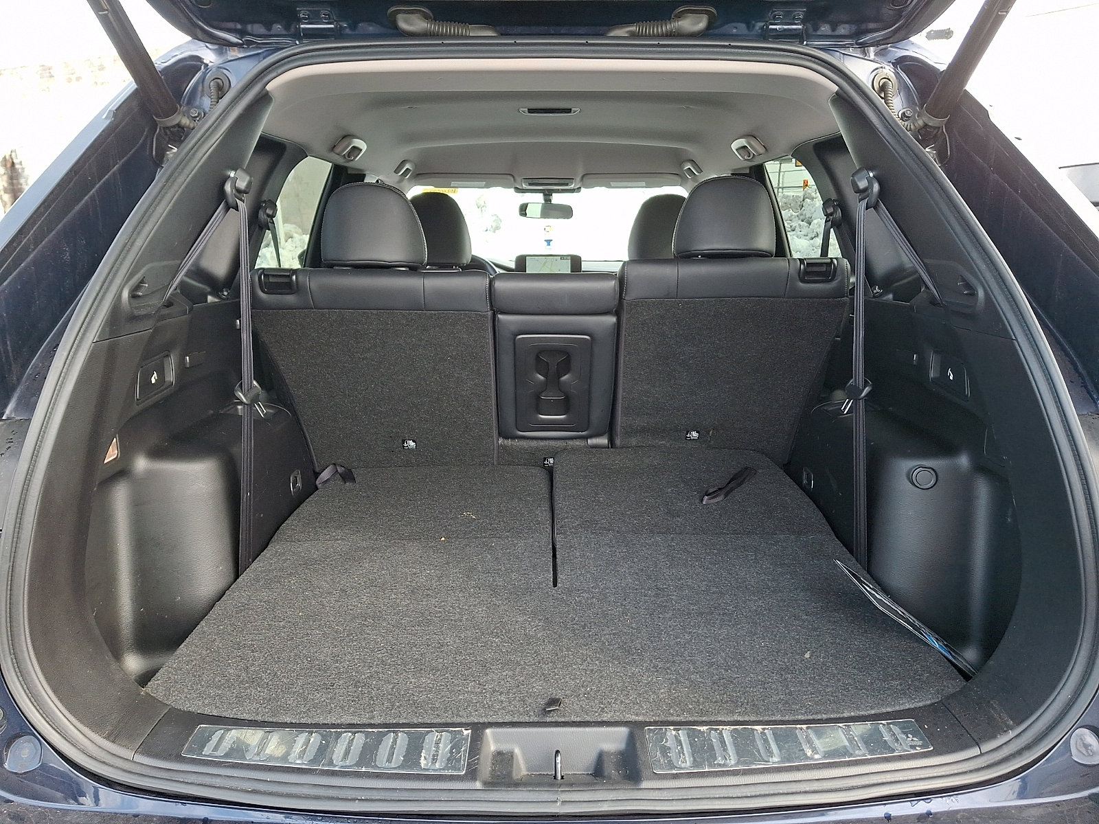 Used 2024 Mitsubishi Outlander SE image 29