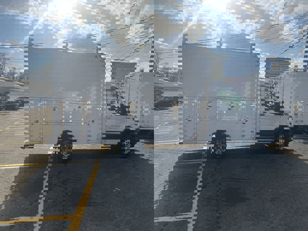 New 2025 Ford Transit 350 DRW w/ Interior Upgrade Package image 4