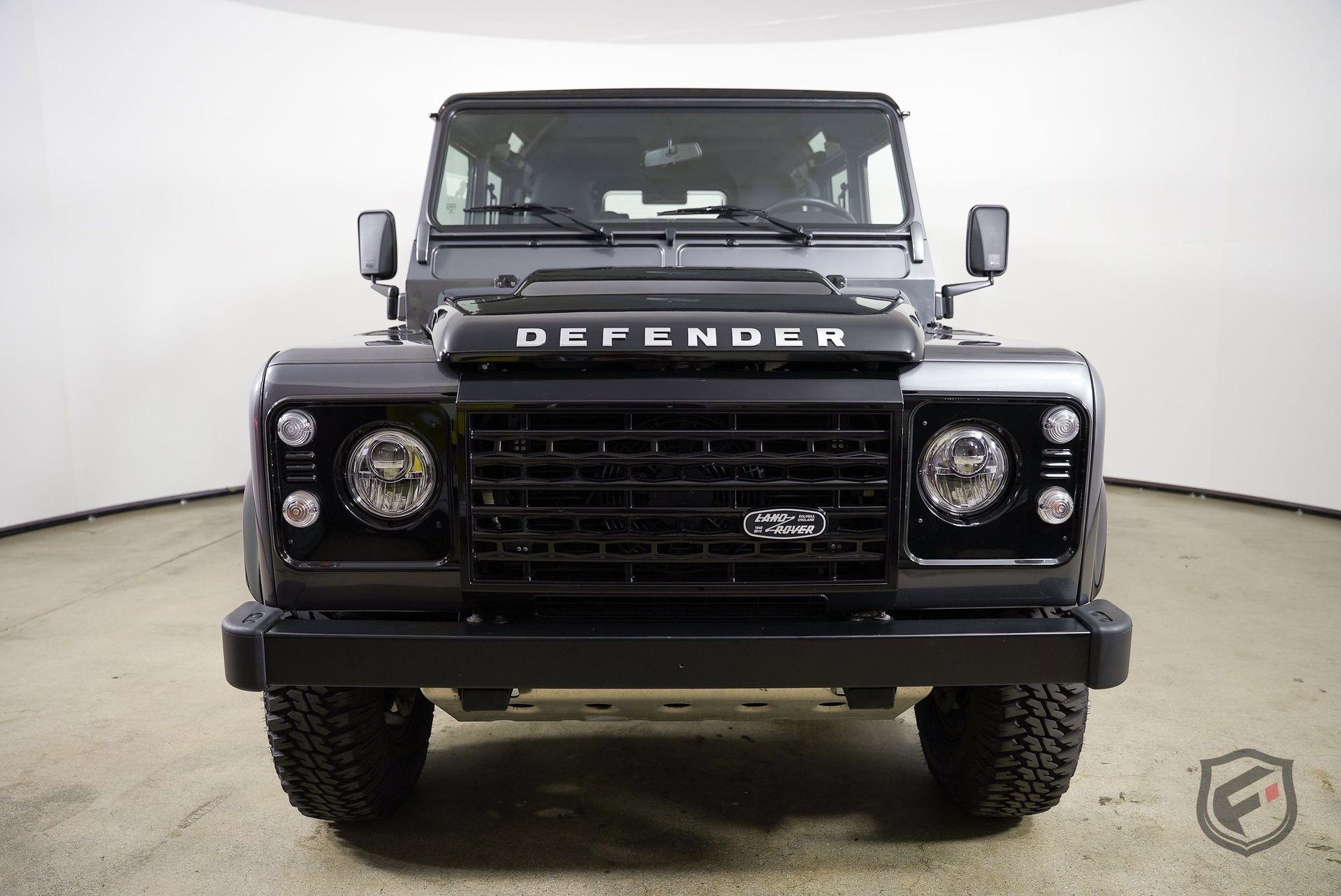 Used 1991 Land Rover Defender 110 image 3