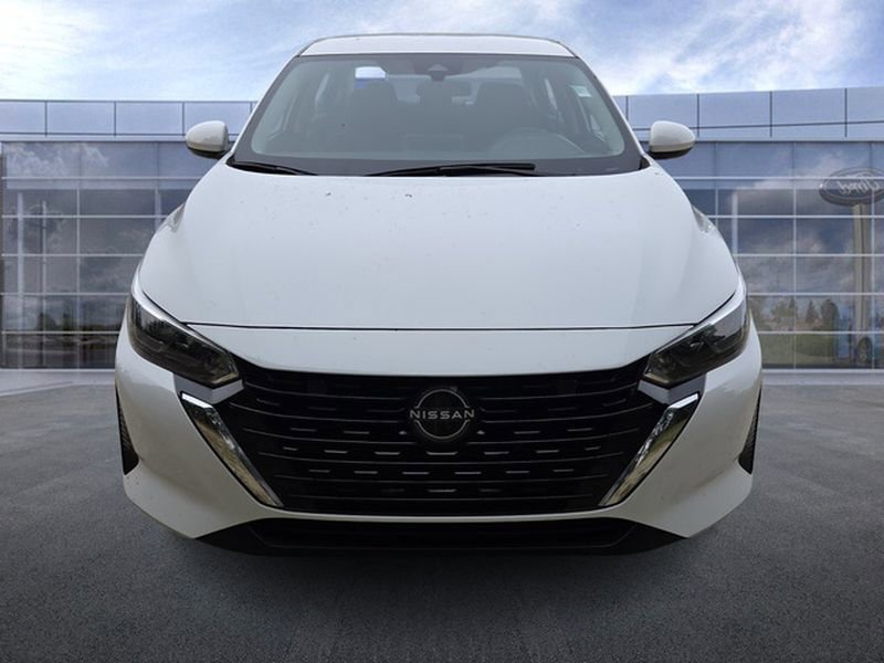 Used 2024 Nissan Sentra SV image 3