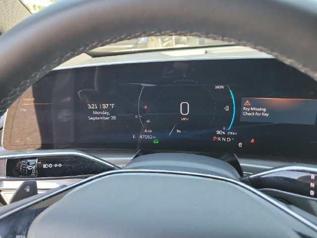 Certified 2024 Cadillac Lyriq Tech AWD/4WD image 27